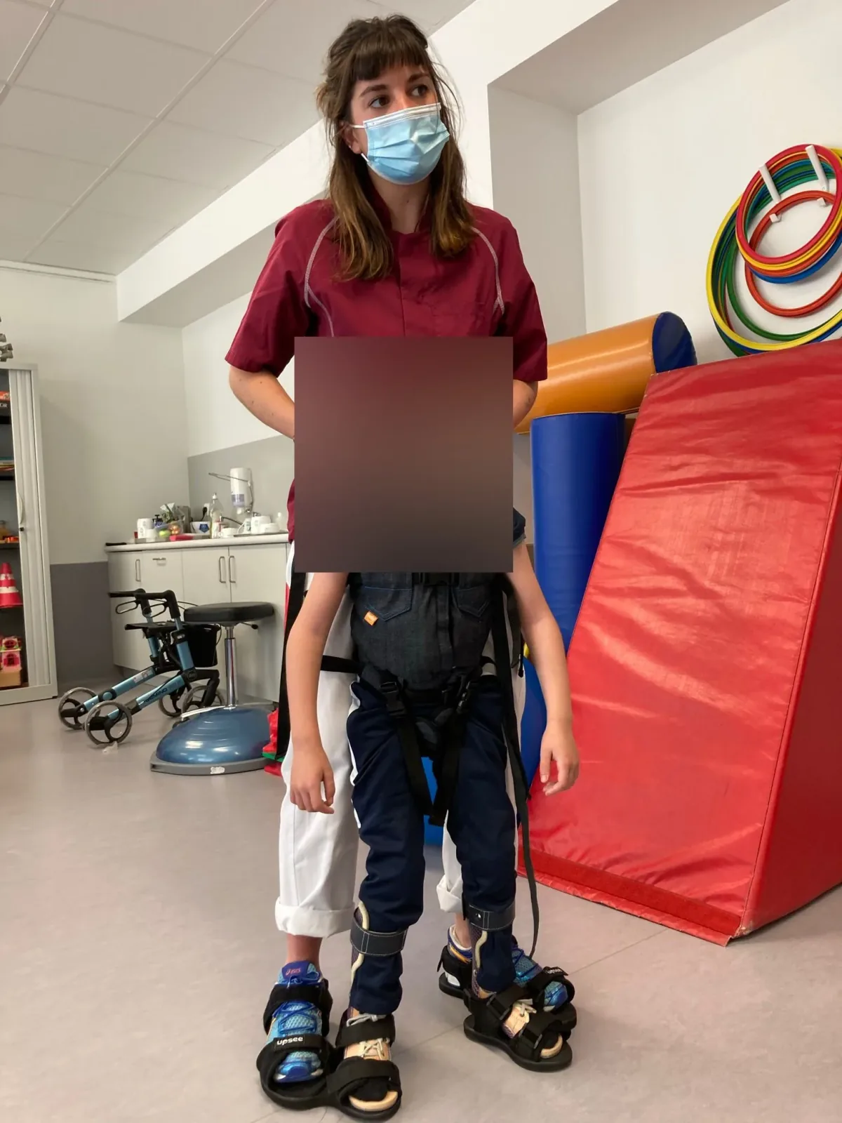 Essai d'aide technique pour la marche